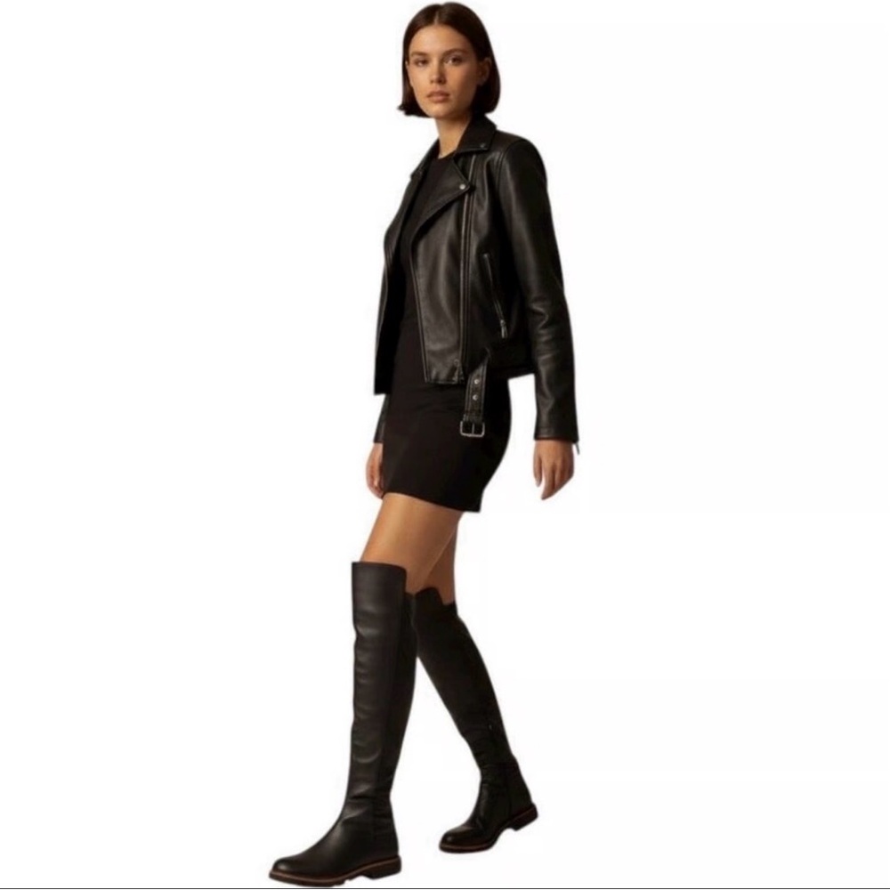 Stuart Weitzman Adriana City Leather Boots size 6